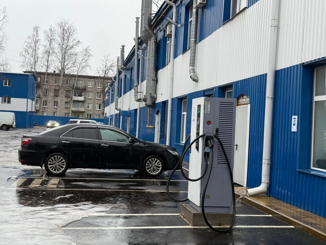 Зарядная станция для электромобилей